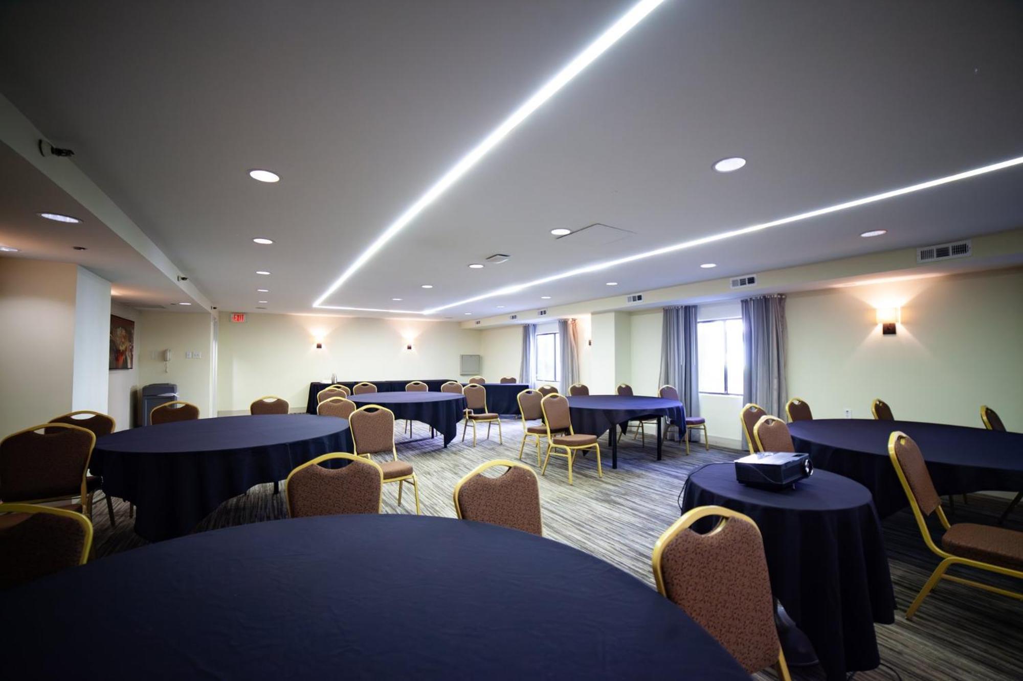 Holiday Inn Irving Las Colinas By Ihg Extérieur photo