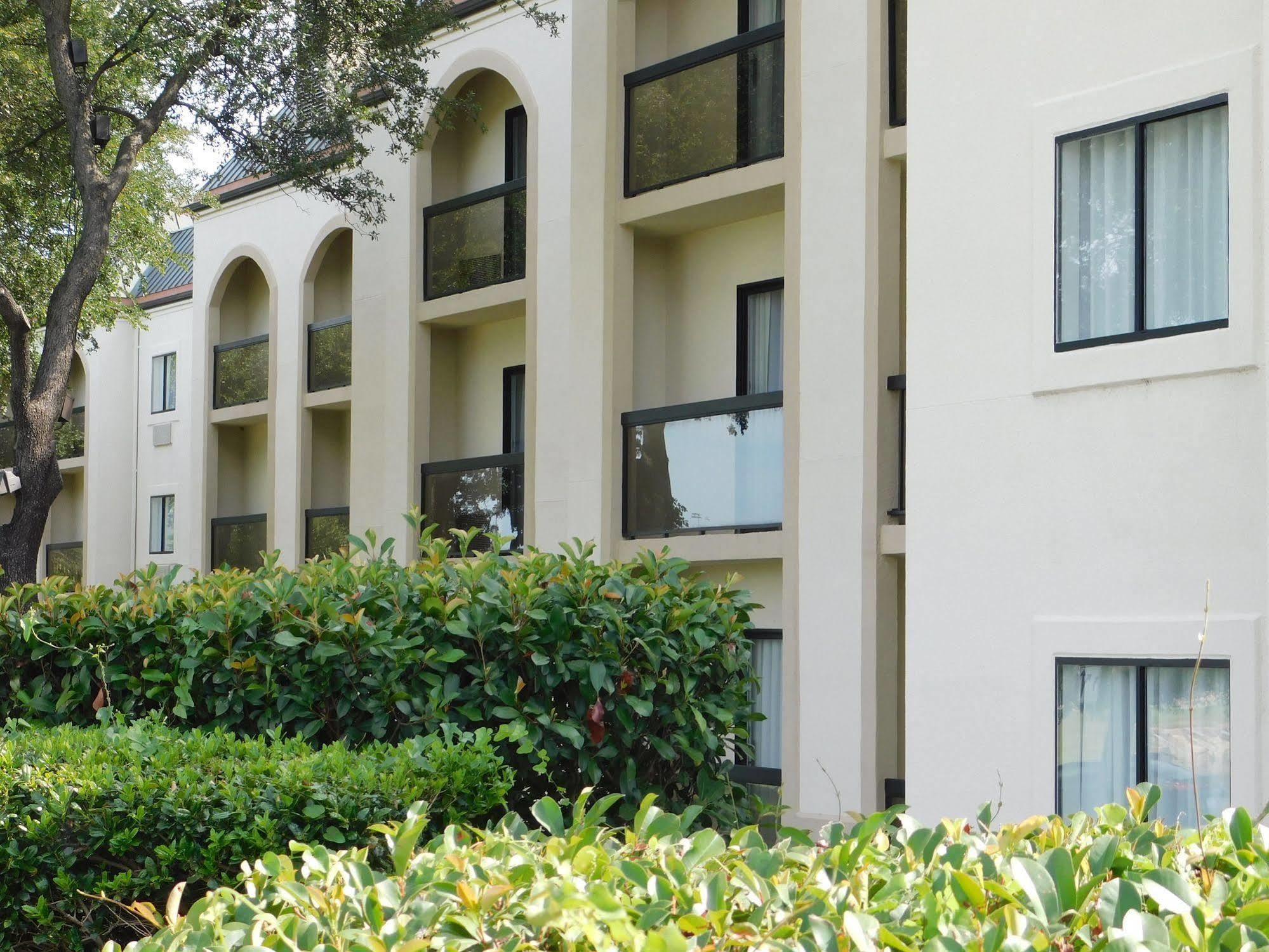 Holiday Inn Irving Las Colinas By Ihg Extérieur photo