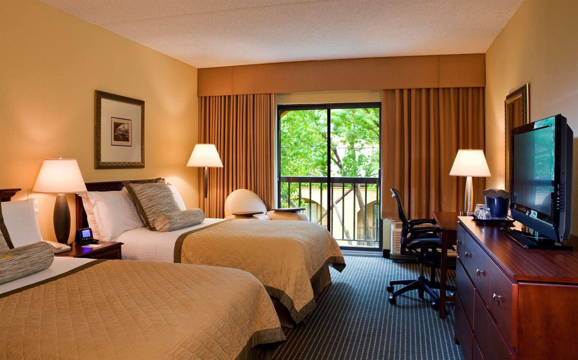 Holiday Inn Irving Las Colinas By Ihg Extérieur photo