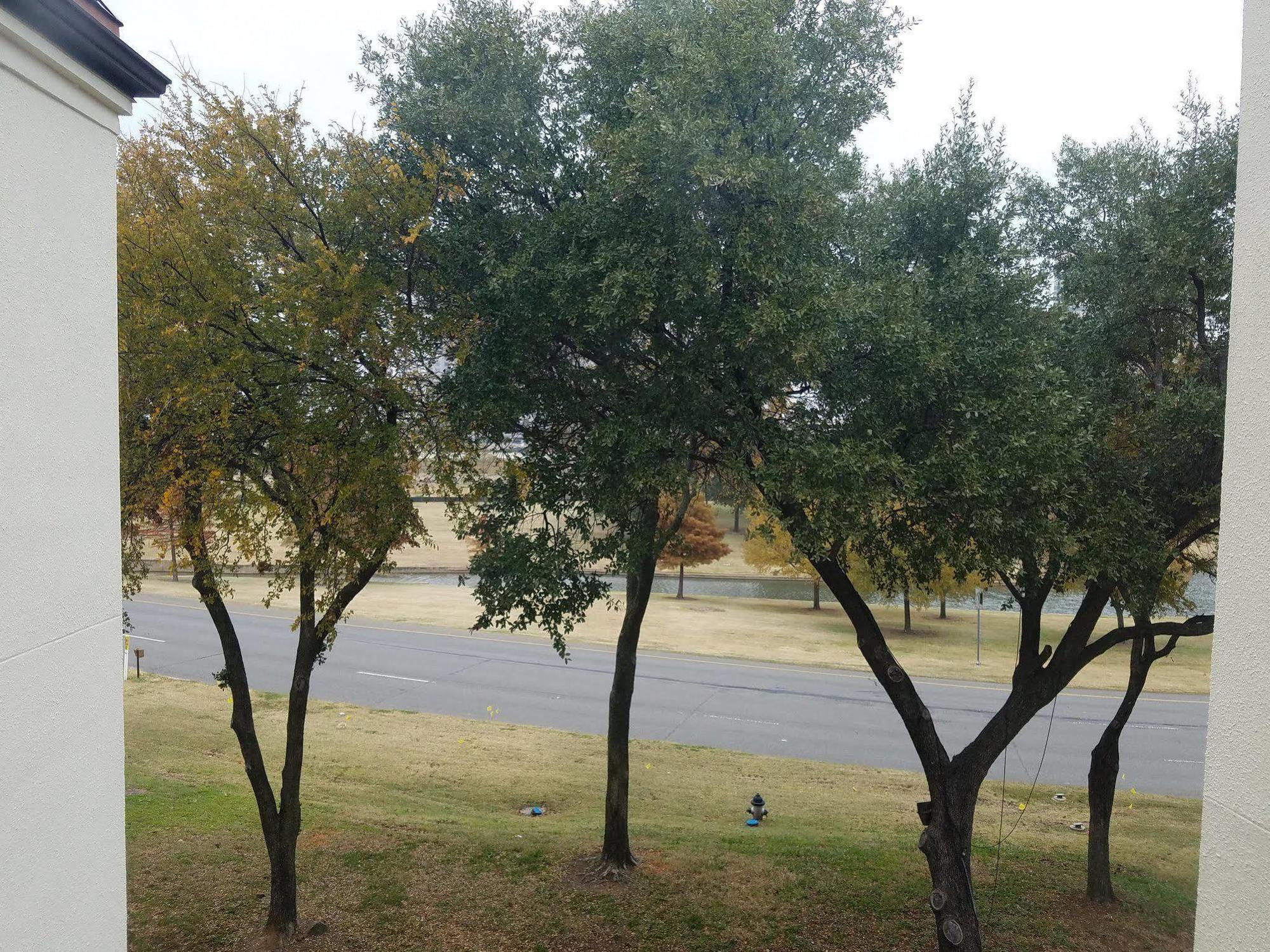 Holiday Inn Irving Las Colinas By Ihg Extérieur photo