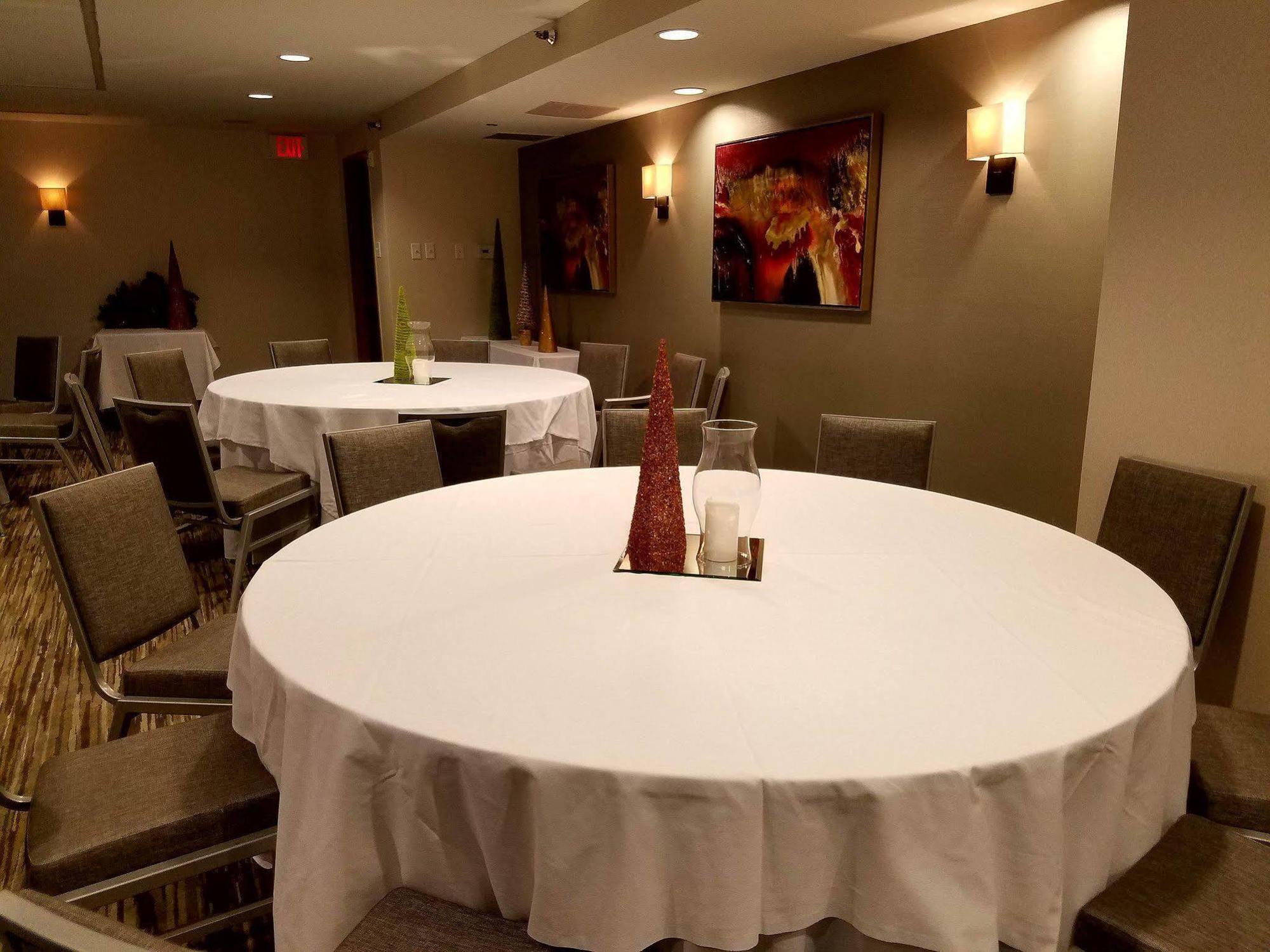 Holiday Inn Irving Las Colinas By Ihg Extérieur photo